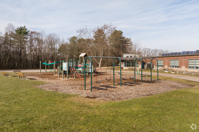 Students K-5 can attend Gerald M. Parmeter School in Franklin.