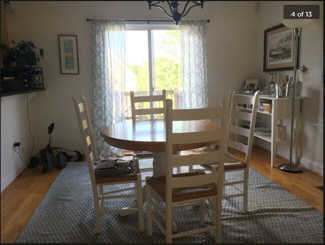 Dining Rm