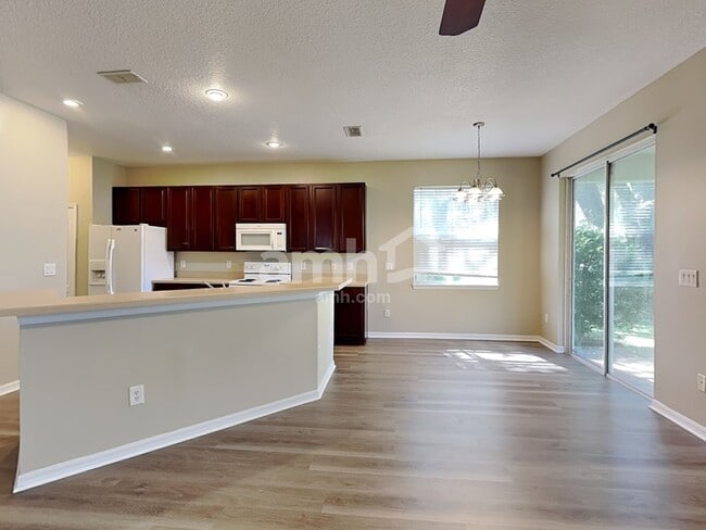 508 Azalea Bloom Dr, Apopka, FL 32712 - photo 3