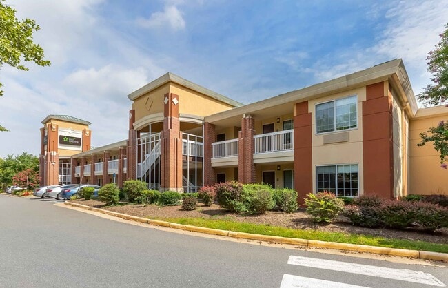 12190 Sunset Hills Rd, Reston, VA 20190 - photo 2