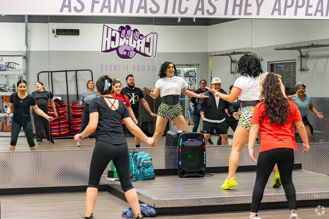 Highland Knolls residents can get back into shape at Crunch Fitness.