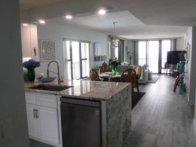 Dune Walk by the Ocean unit 517, Jensen Beach, FL 34957 - photo 2