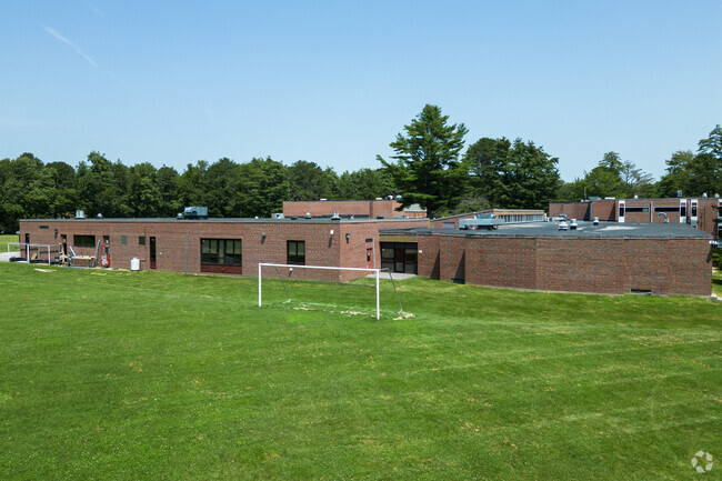 Right side view of Brunswick Jr High School.