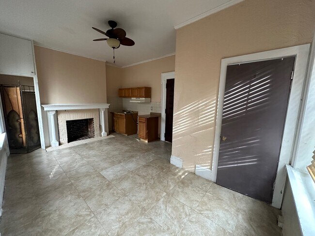 1205 Arrott St unit 1, Philadelphia, PA 19124 - photo 2