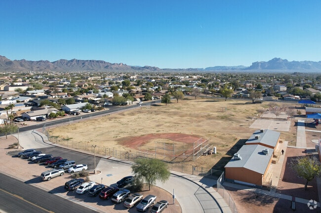 Taft Elementary in Mesa includes athletic fields.