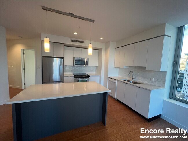 120 Kingston St unit 1805, Boston, MA 02111 - photo 5