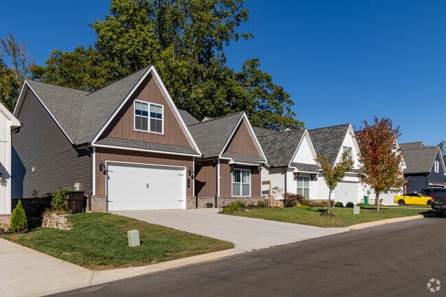 Modern Traditional homes are very popular in Hardin Valley.