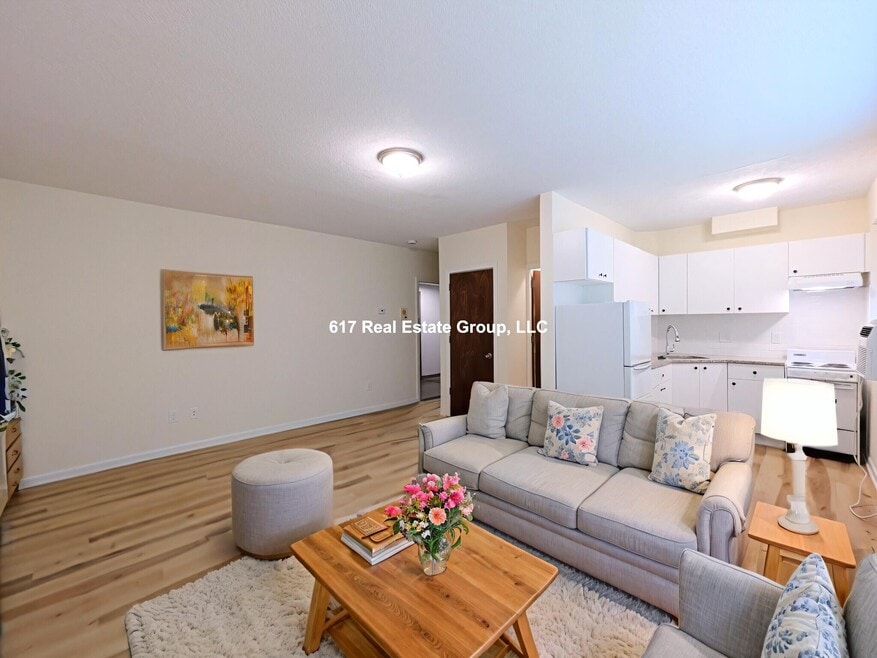 2018 Commonwealth Ave, Brighton, MA 02135 - photo 1