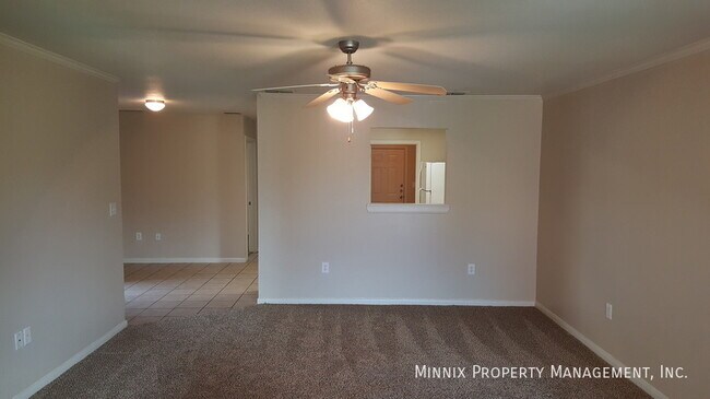 517 N Brentwood Ave unit 1B, Lubbock, TX 79416 - photo 2