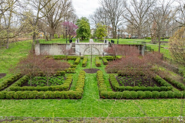 Locals enjoy scenic strolls through the Fleischmann Gardens.