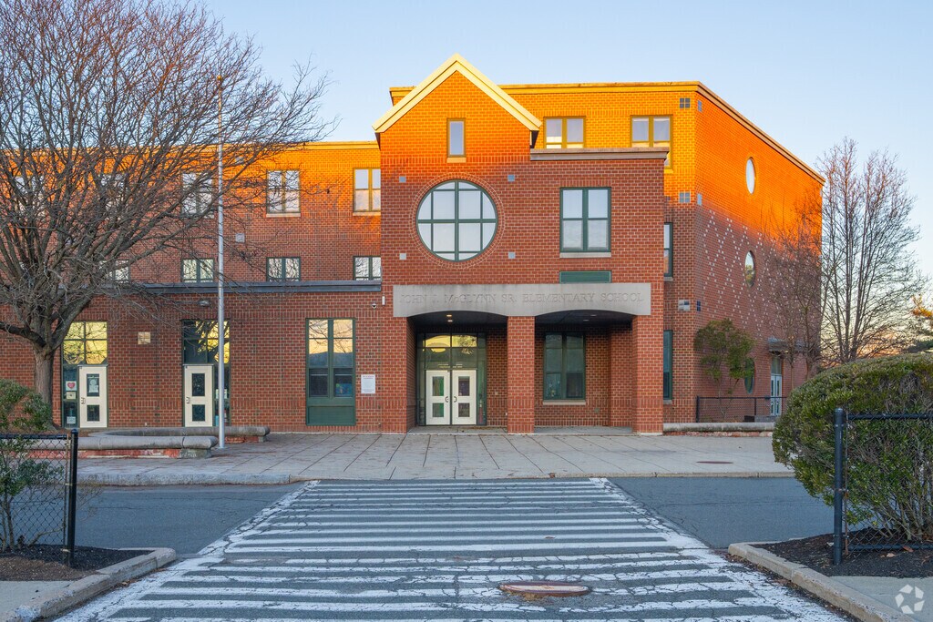 Pick up and drop off at McGlynn Elementary in Medford is easy.