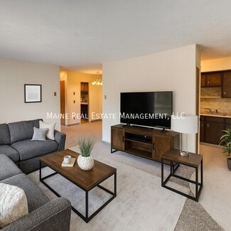 18 Wenbelle Dr Unit 302, Bucksport, ME 04416
