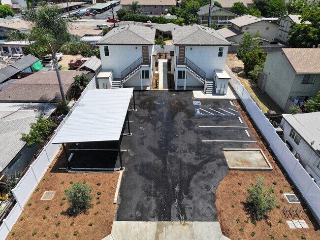 630 N Juniper St unit 630, Escondido, CA 92025 - photo 5