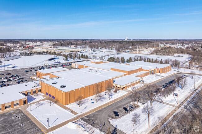 Marinette High School has a student-teacher ratio of 15 to 1.