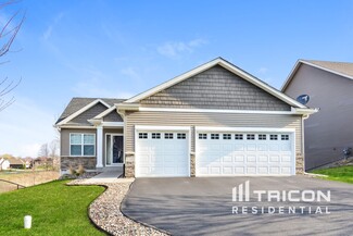 1341 Meadow Ln, Shakopee, MN 55379