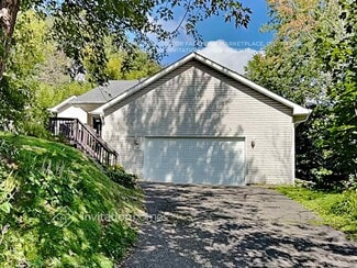 150 St Croix Ave E, Stillwater, MN 55082