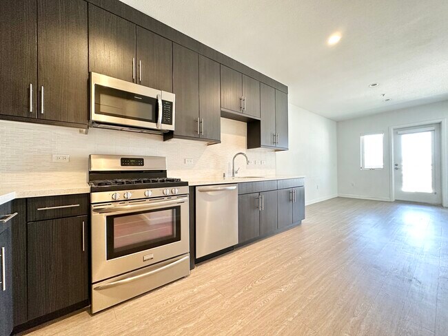 11405 Chandler Blvd unit 306, North Hollywood, CA 91601 - photo 5