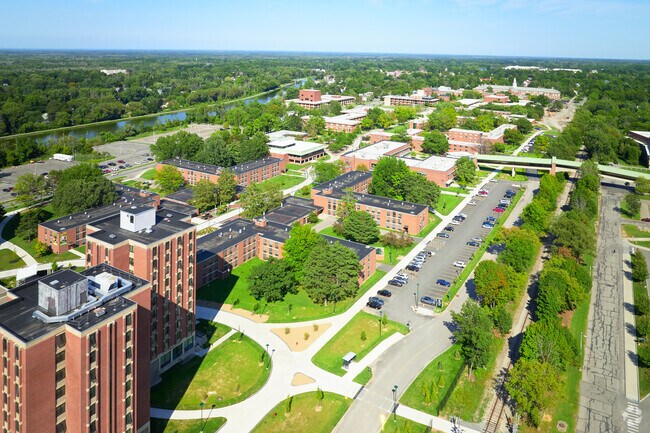 SUNY Brockport enrolls approximately 7,000 undergraduate and graduate students.