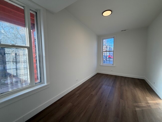 1452 N Kedzie Ave unit 1, Chicago, IL 60651 - photo 3