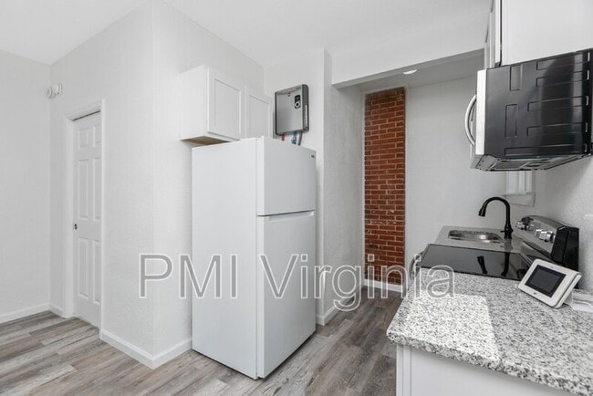 1619 E Ocean View Ave unit 4, Norfolk, VA 23503 - photo 5