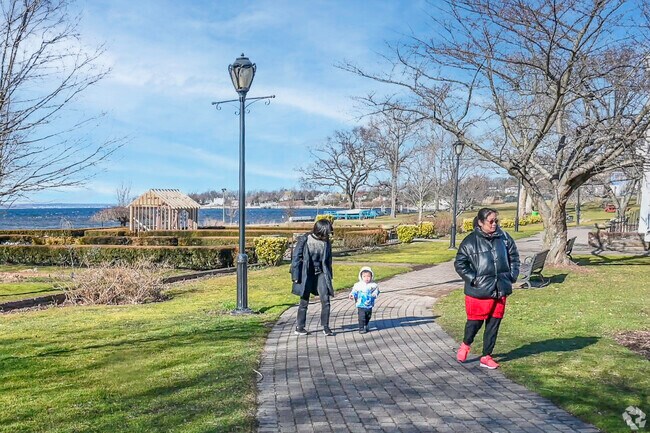 An 1870s lighthouse is visible from Steppingstone Park in Kings Point.