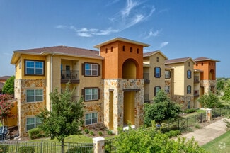 510 Kohler's Crossing, Kyle, TX 78640