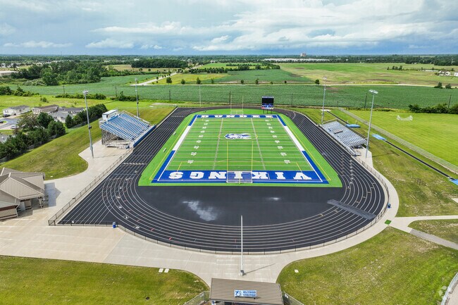 Dundee High School is a public high school in Dundee with a student teacher ratio of 22 to 1.