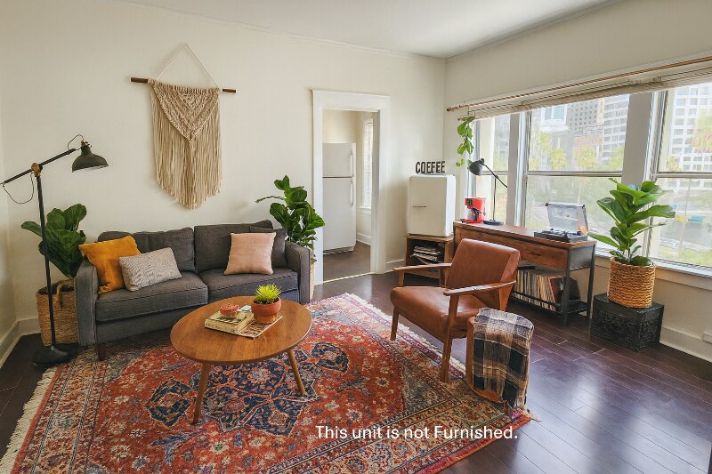 1026 Ingraham St unit 305, Los Angeles, CA 90017 - photo 1