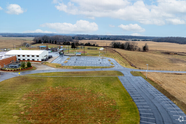 The town of Palmyra where Morgan Elementary School is located is considered good for families.