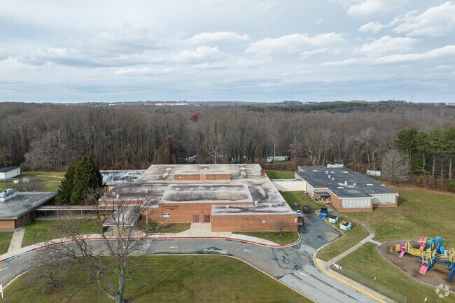 Old Post Road Elementary serves Abingdon students from Pre-K through 5th grade.