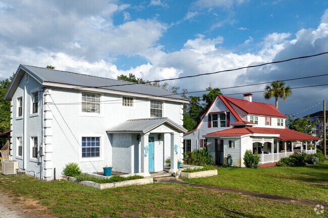 Homes in Saint Andrews range in architecture but are consistent in bringing pops of color.