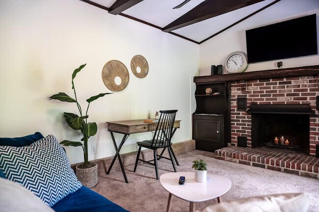 316 Poplar Hill Ln unit ID1252925P, Bristol, TN 37620 - photo 3