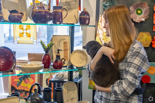 Indigenous Craft Gallery has locally made arts, crafts, and antiques in East Walnut Hills.