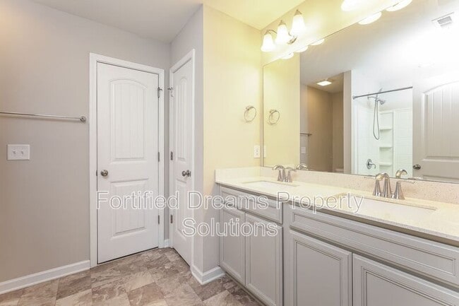 119 Red Plum Ln, Jamestown, NC 27282 - photo 6