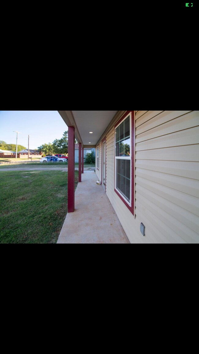 305 S 12th St, Duncan, OK 73533 - photo 2