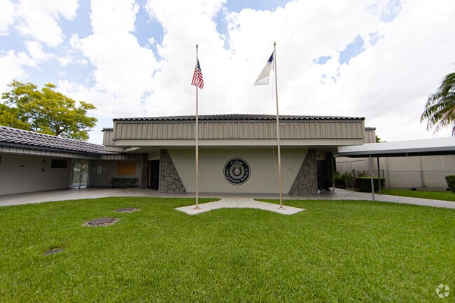 Calusa Elementary School located in the Calusa Club Estates neighborhood has an inviting campus.
