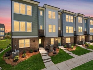 1120 Bismuth Ln, Charlotte, NC 28211