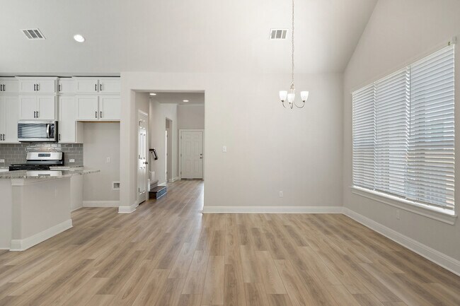 168 Rieber Rd unit 36481207, Kyle, TX 78740 - photo 6