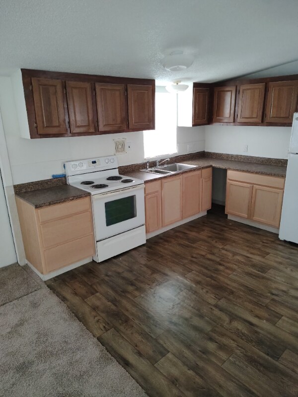 128 SE Guinevere Ct, Lake City, FL 32025