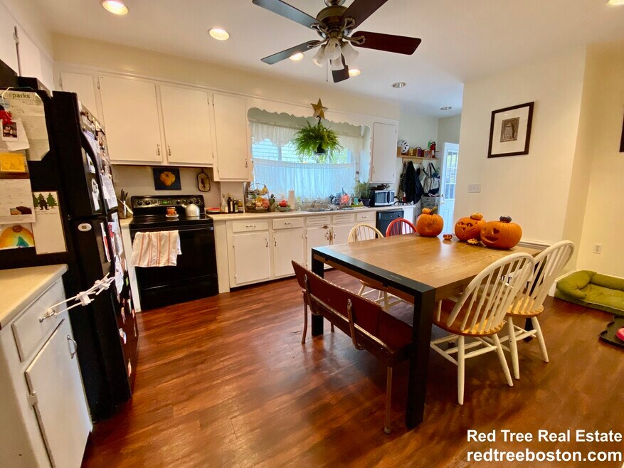 79 Wareham St, Medford, MA 02155 - photo 1