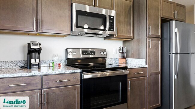 9906 Runway Dr unit 2573-105, Indianapolis, IN 46234 - photo 5