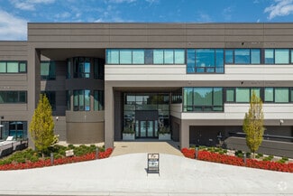295 Kirts Blvd, Troy, MI 48084