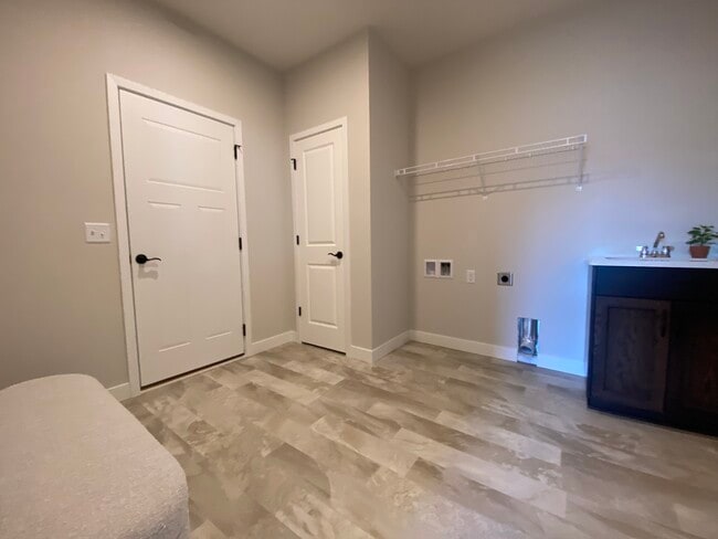 7834 Austin Path, Inver Grove Heights, MN 55077 - photo 4