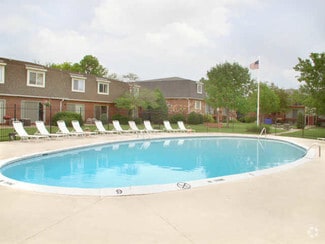 7030 E Kellogg Dr, Wichita, KS 67207