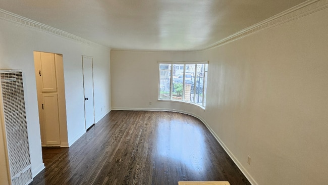 1629 N Hobart Blvd unit 1, Los Angeles, CA 90027 - photo 2