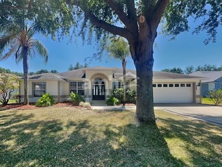 1075 Princeton Dr, Clermont, FL 34711