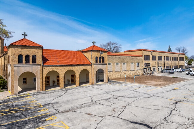 Kingdom Prep Lutheran High School has 81 students.