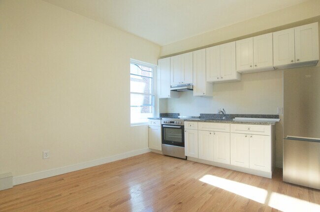 34 Symphony Rd unit 28, Boston, MA 02115 - photo 2