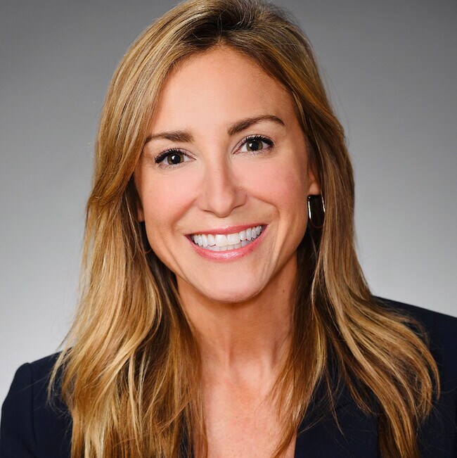 Beth Niedrowski