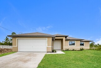 3212 29th St W, Lehigh Acres, FL 33971